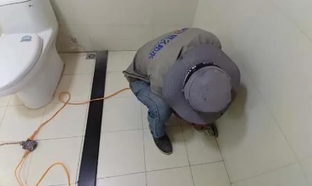 谢家集卫生间补漏